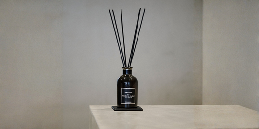 TSUCHIYA KABAN店舗にてMIRKO BUFFINI FIRENZEとコラボしたリードディフューザーを導入